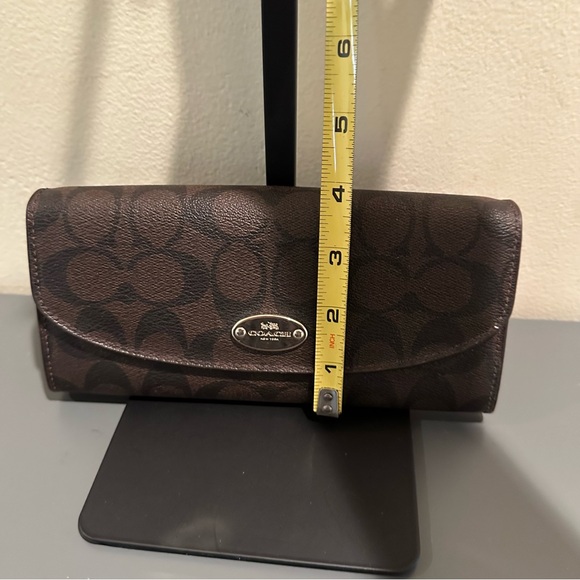 Coach Brown Signature C’s Pattern Wallet Coated Canvas - Picture 10 of 10